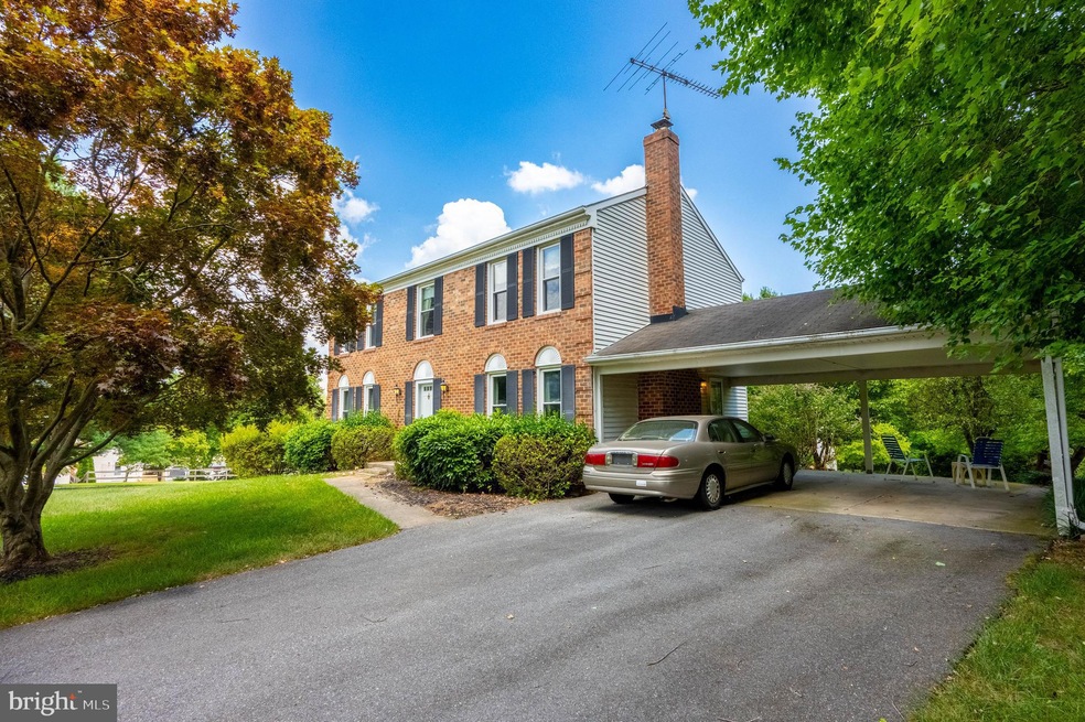 638 Tanglewood Dr, Sykesville, MD 21784 - photo 1