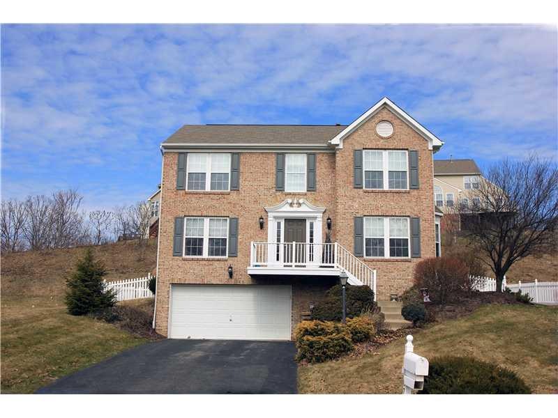 107 Majestic Dr, Canonsburg, PA 15317 - photo 1