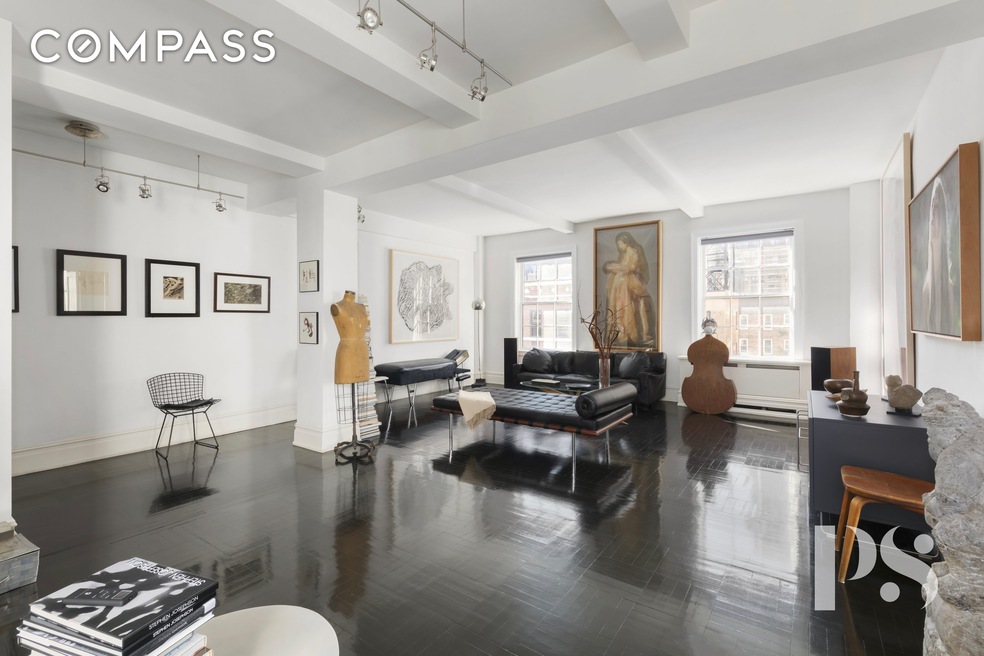 Sold $1,250,000 • Co-Listing Agent