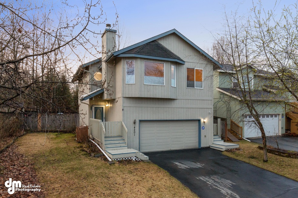Exterior Front 20190502-DW-49446-FULL