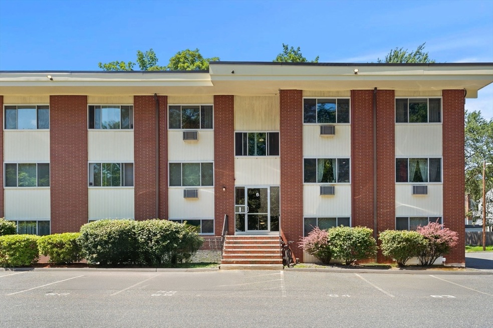 74 Beach St unit 6-9, Woburn, MA 01801 - photo 1