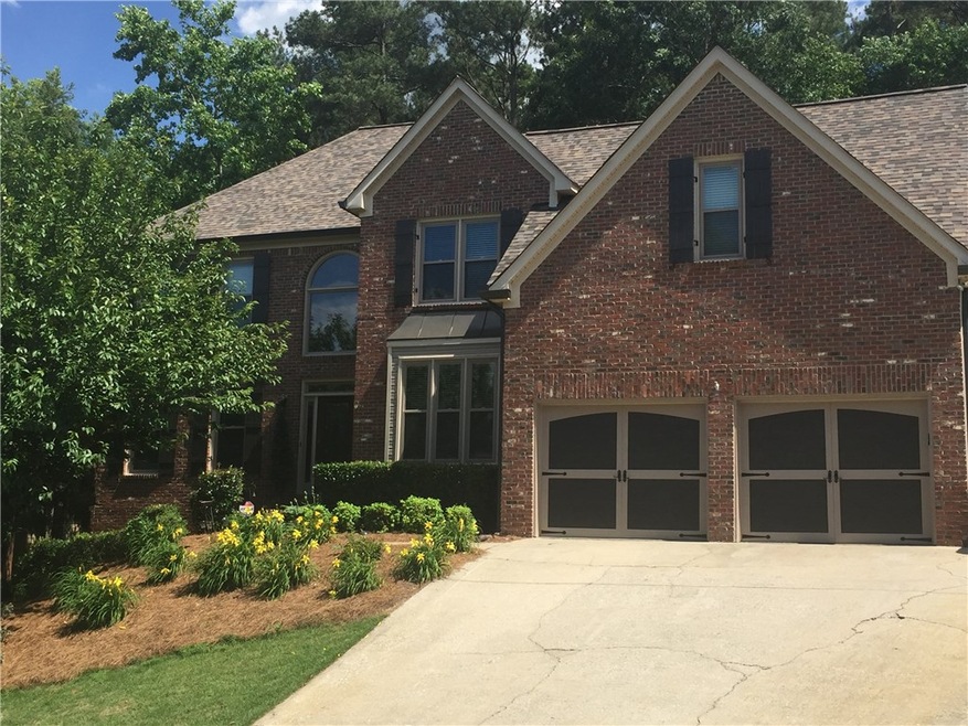 Gorgeous executive home in Brookstone Country Club