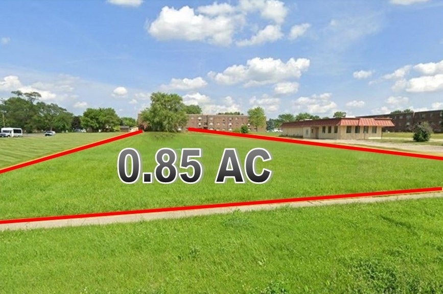 0 N Seminary Ave unit MRD11676693, Woodstock, IL 60098 - photo 1