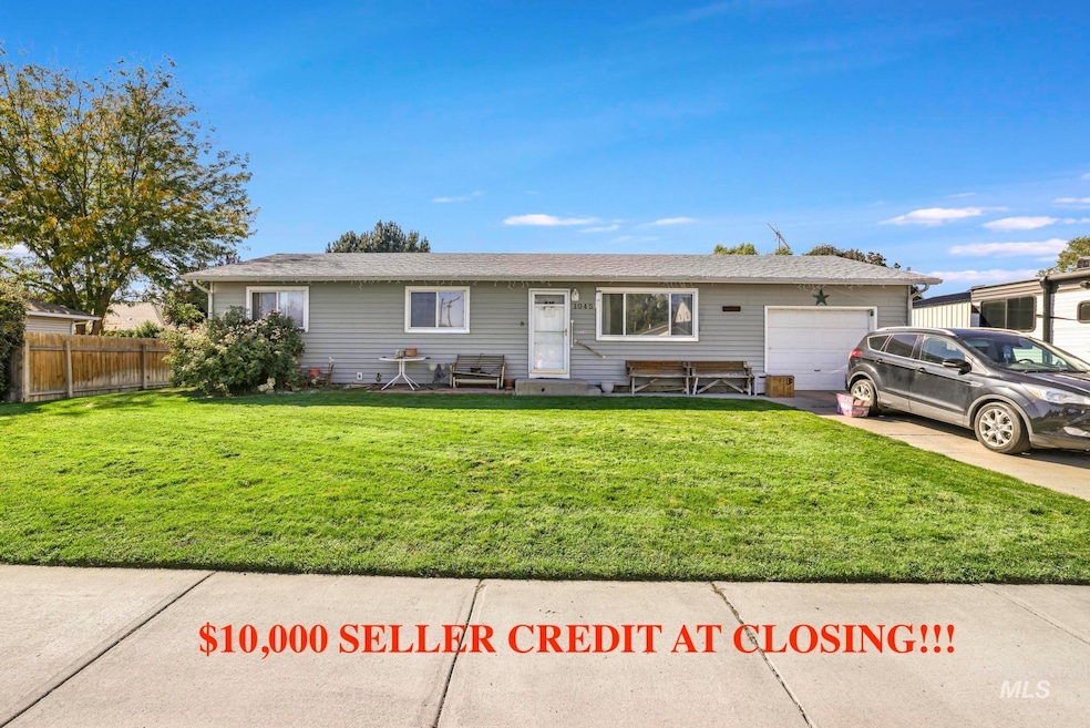 1045 Utah St, Gooding, ID 83330 - photo 1