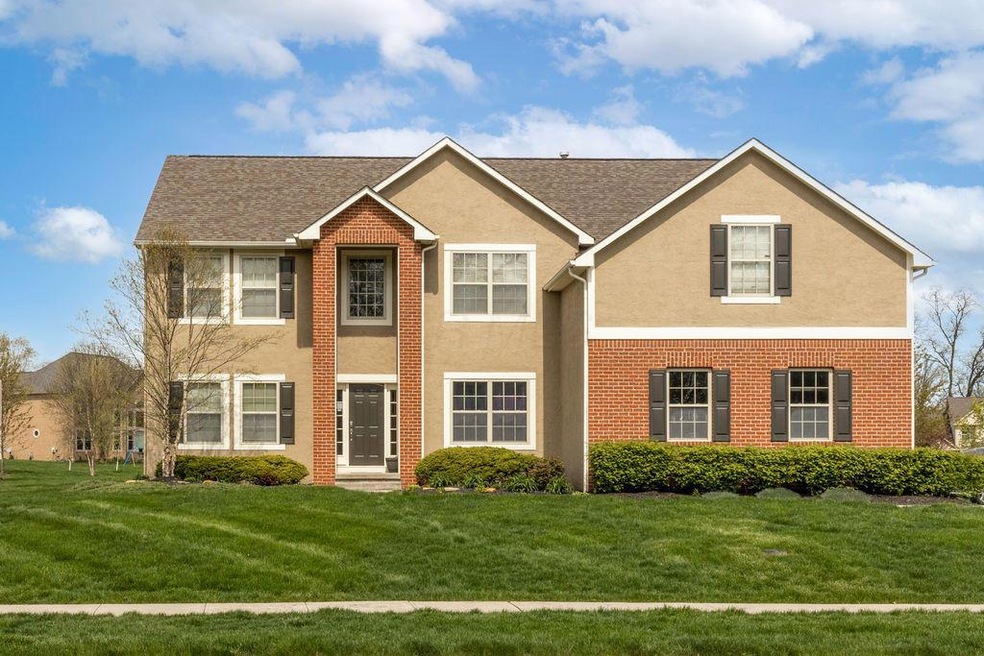 8010 Eric Ct, Lewis Center, OH 43035 - photo 1