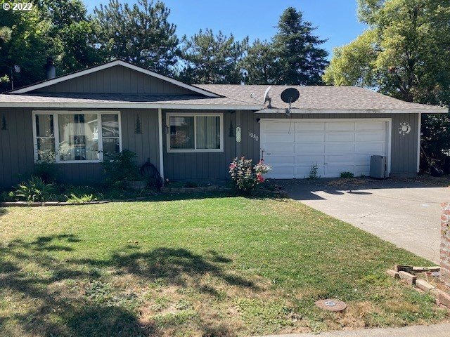 1980 SW Quinney Ave, Pendleton, OR 97801 - photo 1