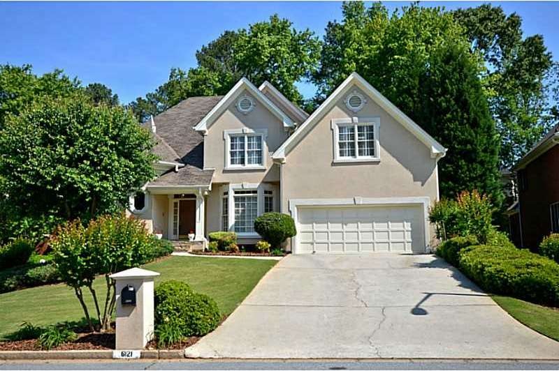 Exterior Front. Click the VT for the 