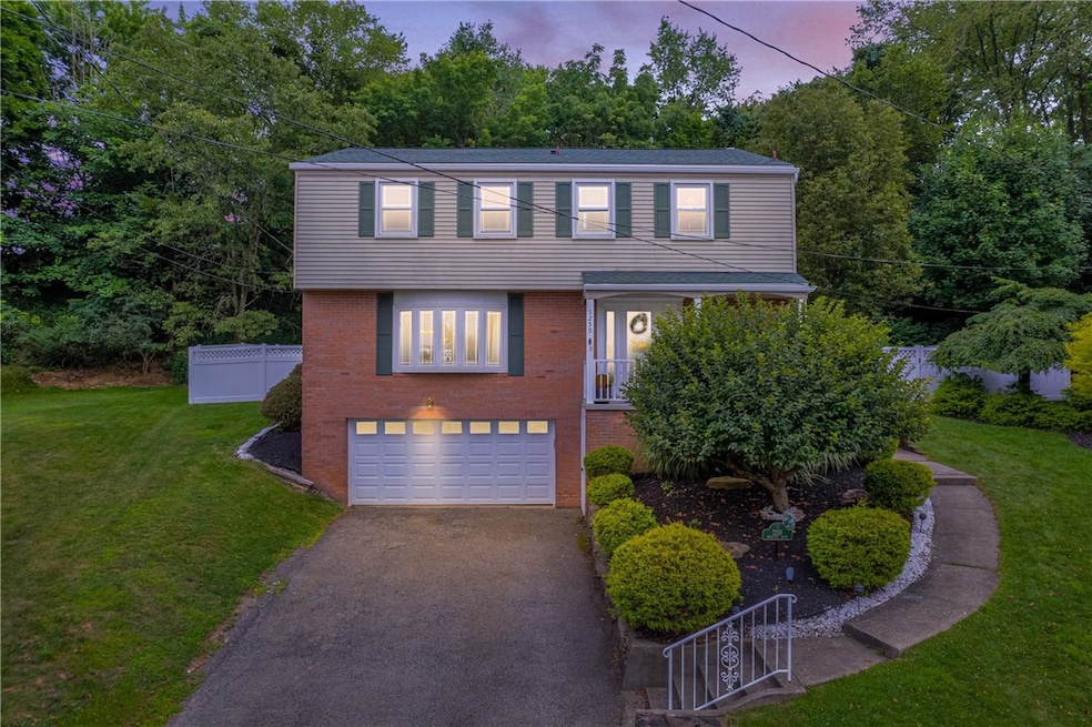 1259 Mcknight Dr, Bethel Park, PA 15102