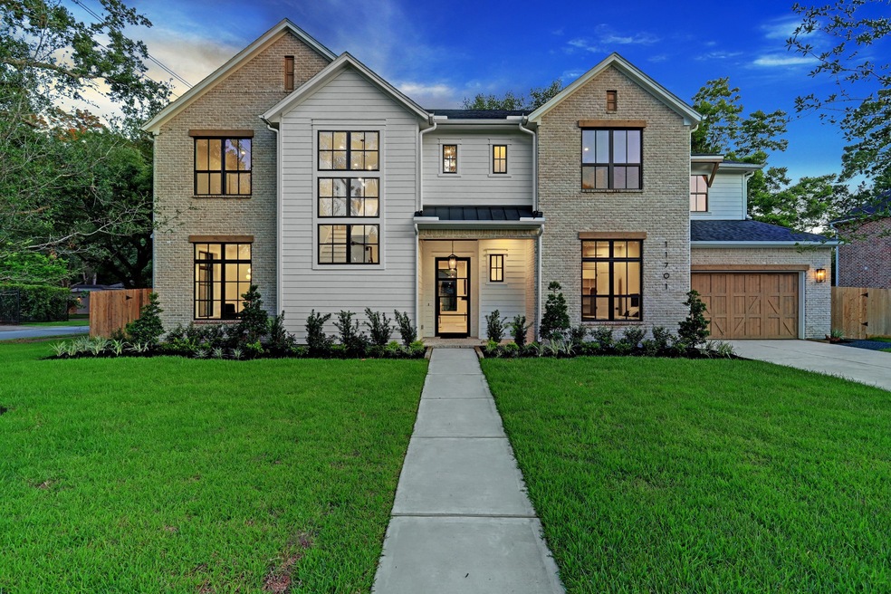 11701 Spriggs Way, Houston, TX 77024 - photo 1