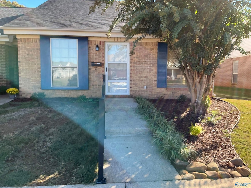 112 Sycamore Place, Athens, AL 35611 - photo 1