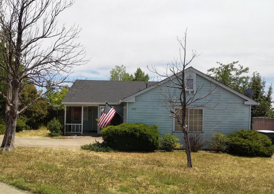 1353 Bobwhite Way
