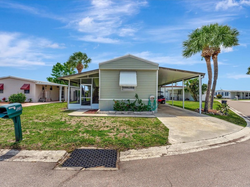 128 Saint Martins Way, Apollo Beach, FL 33572 - photo 1