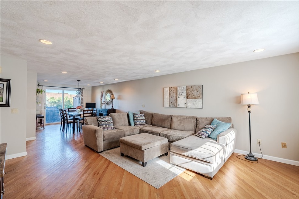 53 Scenery Ln unit 53, Johnston, RI 02919 - photo 1