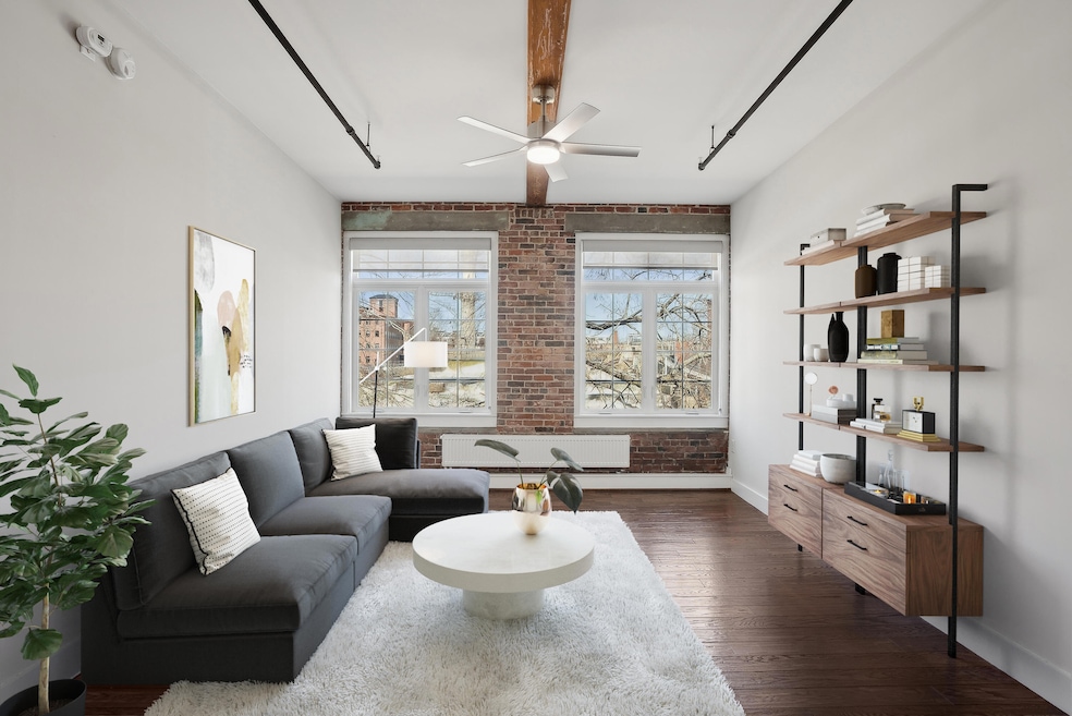 Water Front in Unit 35-202
