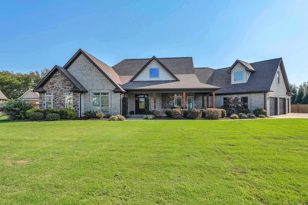 243 Gallatin Way, Florence, AL 35634 - photo 1