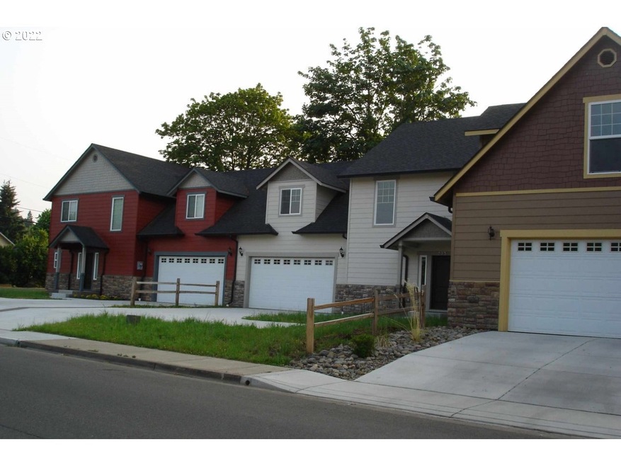 265 Holbrook Ln, Creswell, OR 97426 - photo 1