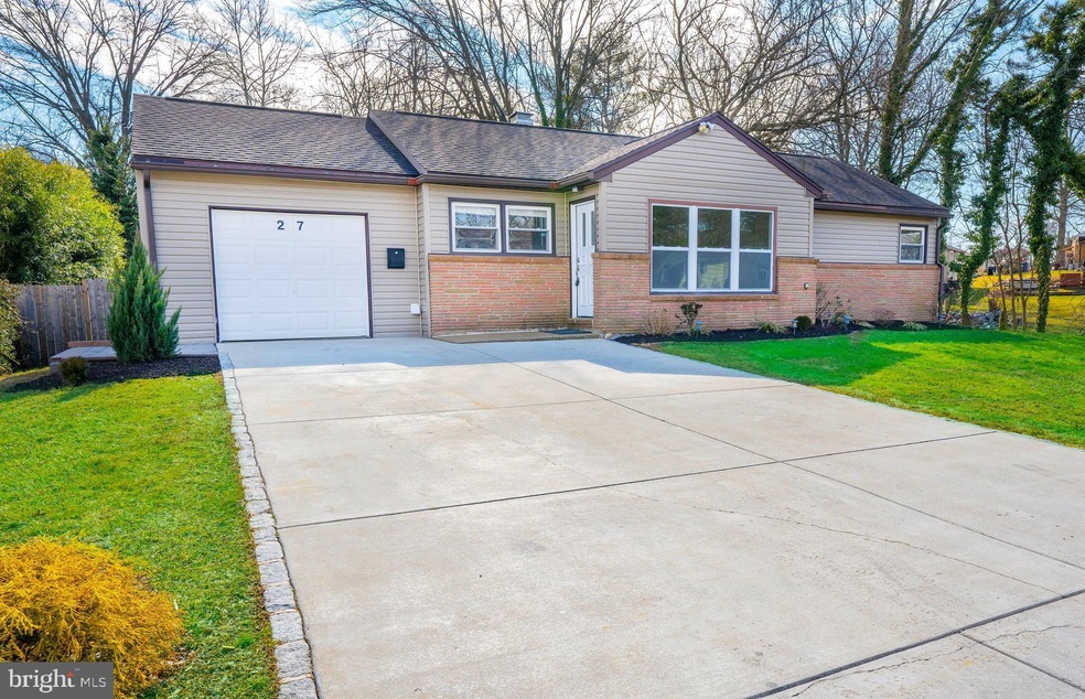 27 Weer Cir, Wilmington, DE 19808 - photo 1