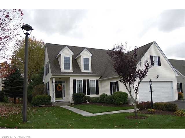 4 Chelsea Place unit 4, Avon, CT 06001 - photo 1