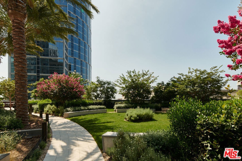 Century Plaza unit 13C, Los Angeles, CA 90067 - photo 1