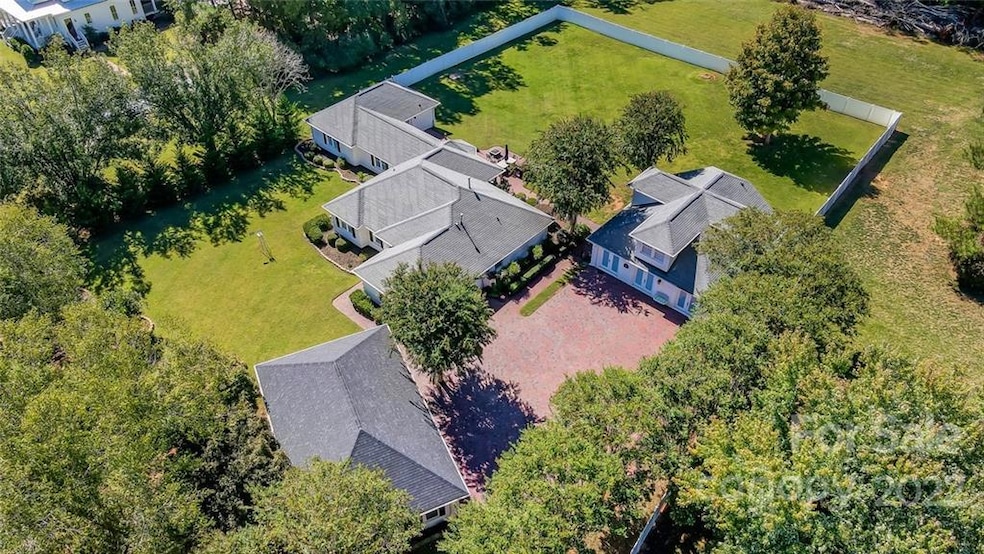 1.22 acres just minutes to downtown Waxhaw