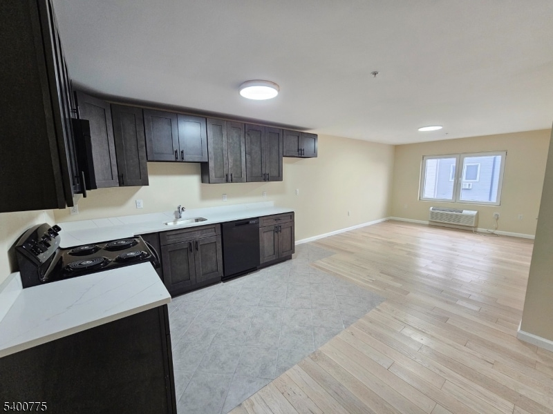 158 6th St, Passaic, NJ 07055 - photo 1