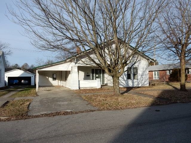 32 2nd St SW, Linton, IN 47441 - photo 1