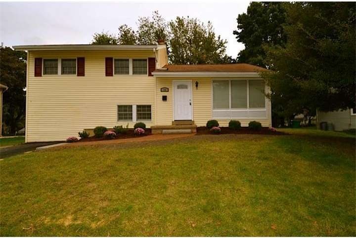 10 E Dickens Rd, Claymont, DE 19703 - photo 1