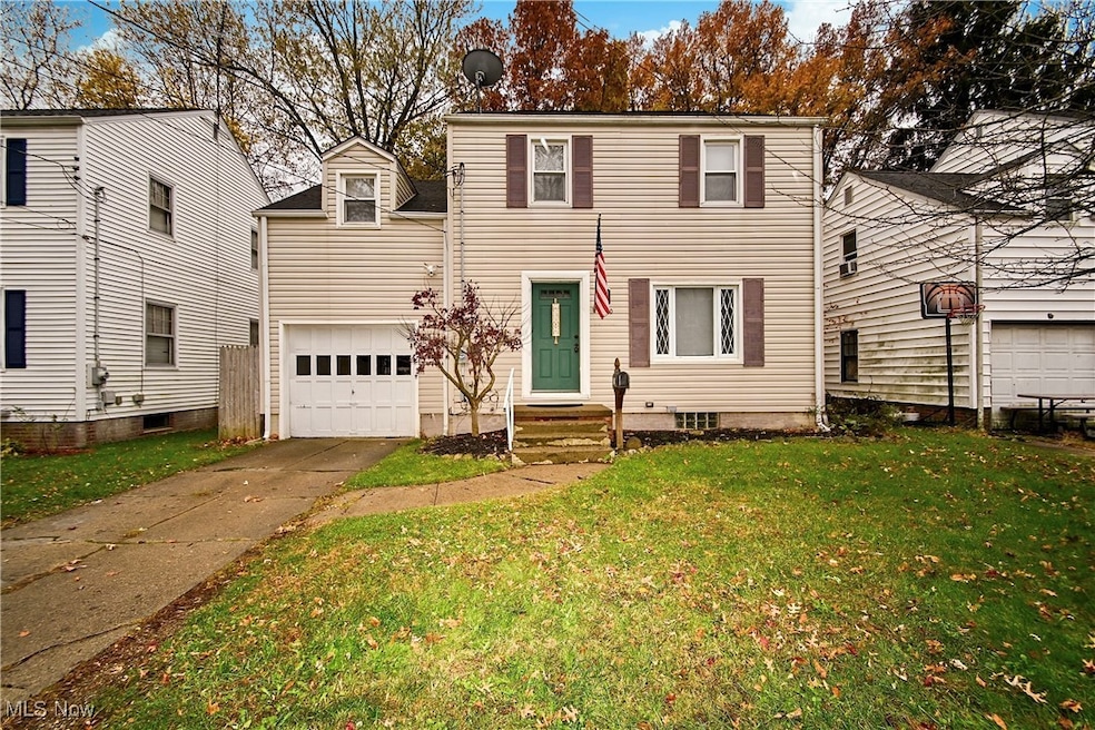 1910 37th St NW, Canton, OH 44709 - photo 1