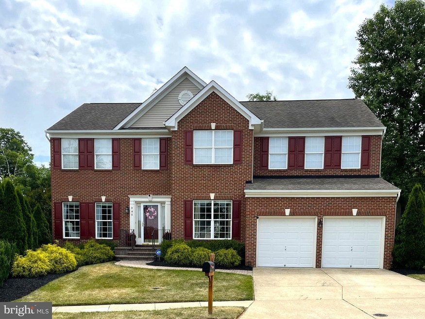 946 Wayne Dr, Winchester, VA 22601 - photo 1