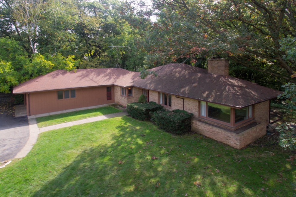 1603 Evanston Ave-101