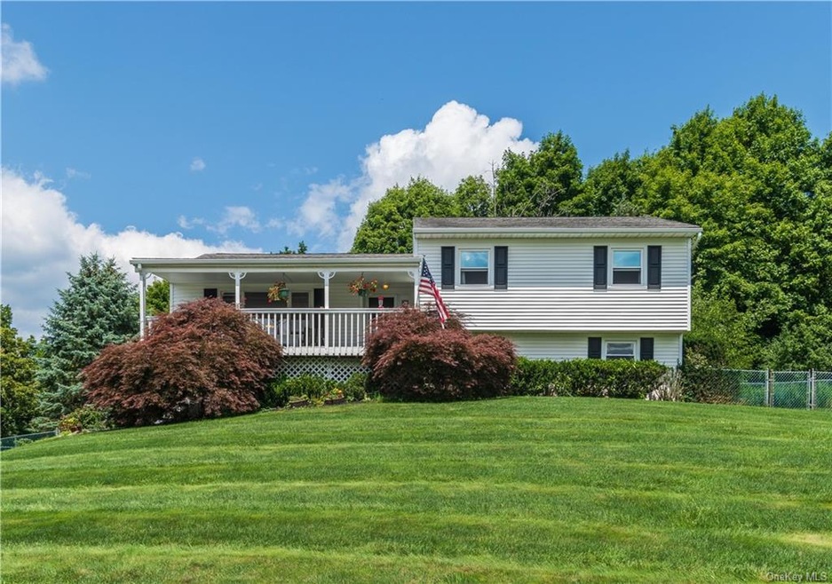 64 Barnes Rd, Washingtonville, NY 10992 - photo 1