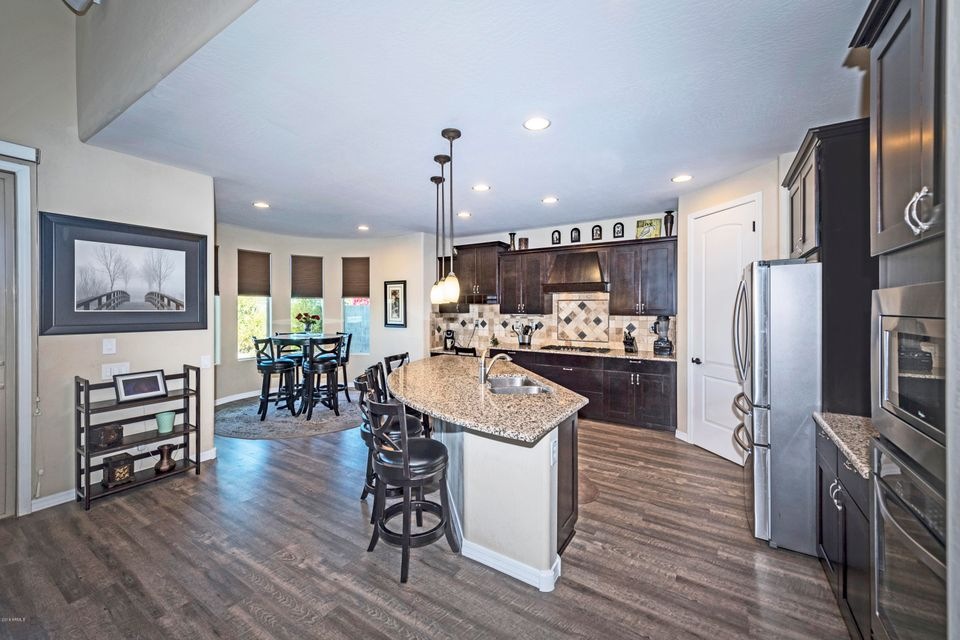 R-21626 N 36th St Phoenix AZ (CL) 2-20-1