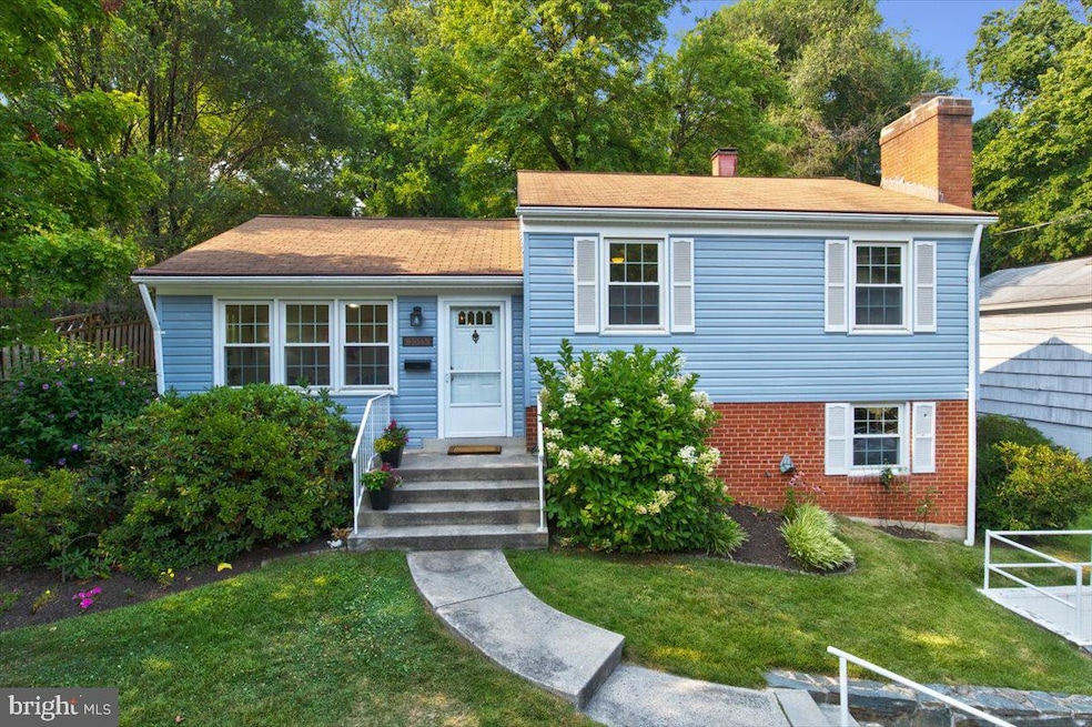 3313 Glenway Dr, Kensington, MD 20895 - photo 1