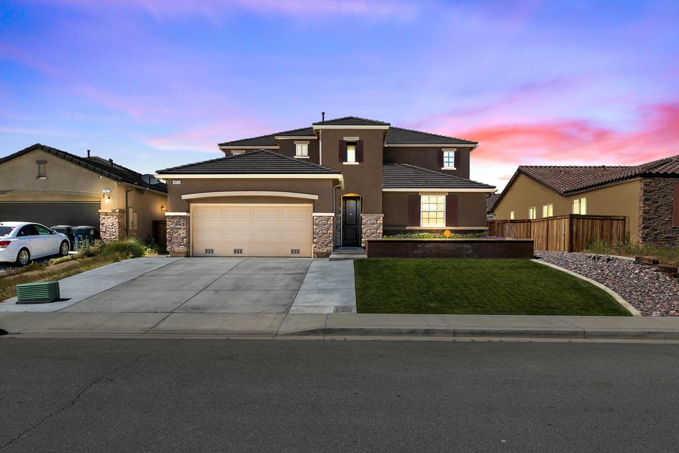 3413 Leopard Ct, Rosamond, CA 93560 - photo 1