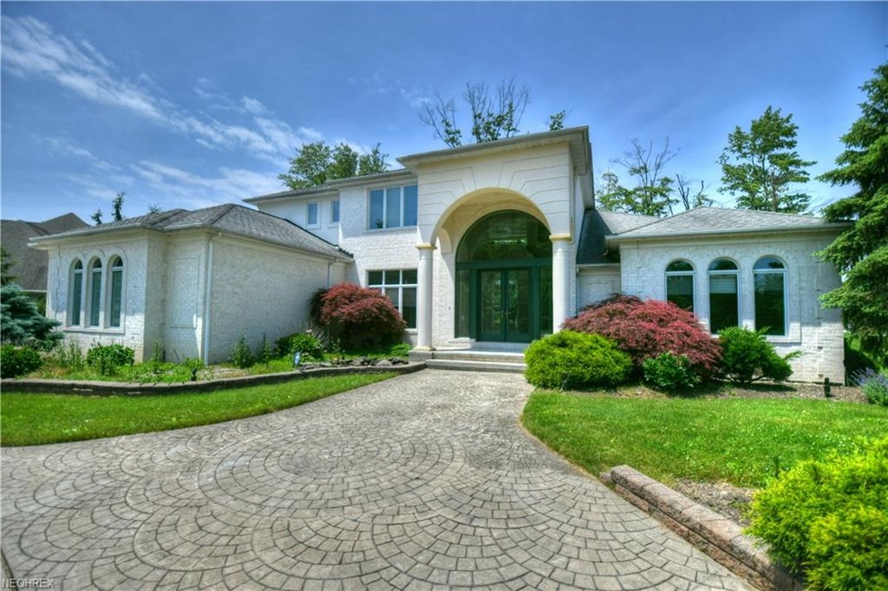 434 Berwick Cir, Aurora, OH 44202 - photo 1