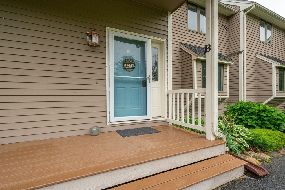 1102 Montalona Rd unit B, Dunbarton, NH 03046 - photo 1