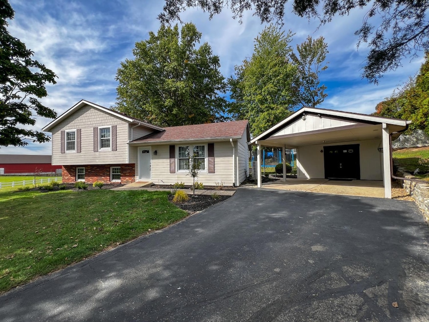 For Sale $290,000 • Co-Listing Agent