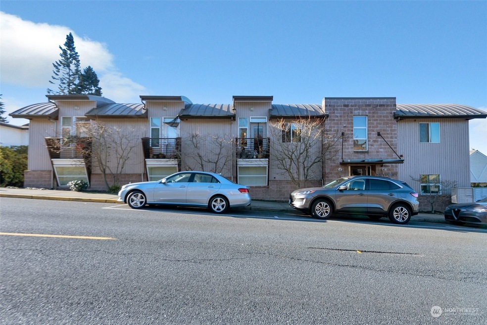 654 5th Ave S unit 101, Edmonds, WA 98020 - photo 1