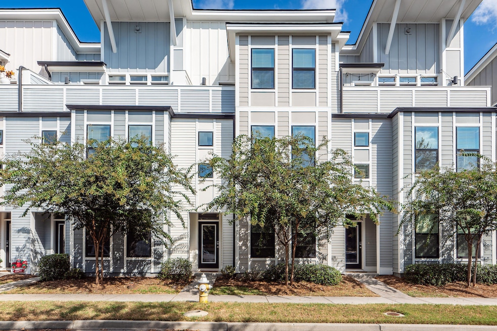 Under Contract $530,000