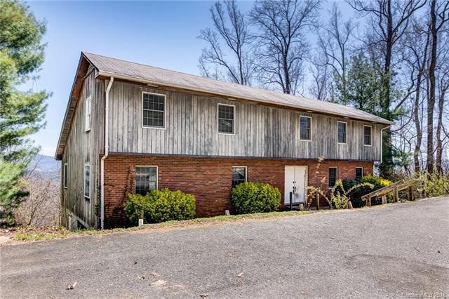 Large mountain home with large mountain views!