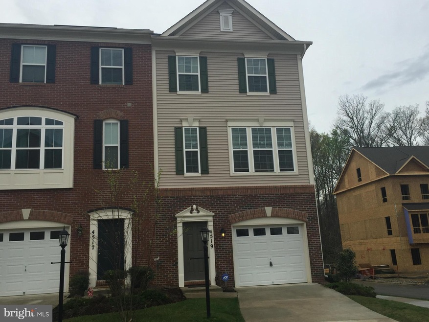 4519 Potomac Highlands Cir unit 135, Triangle, VA 22172 - photo 1