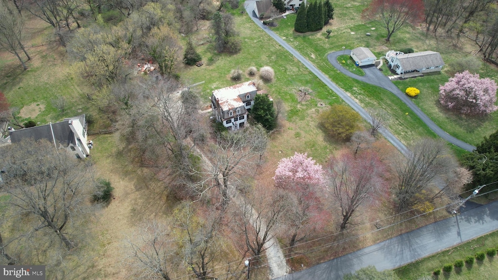 1526 Meadow Ln, Glen Mills, PA 19342 - photo 1