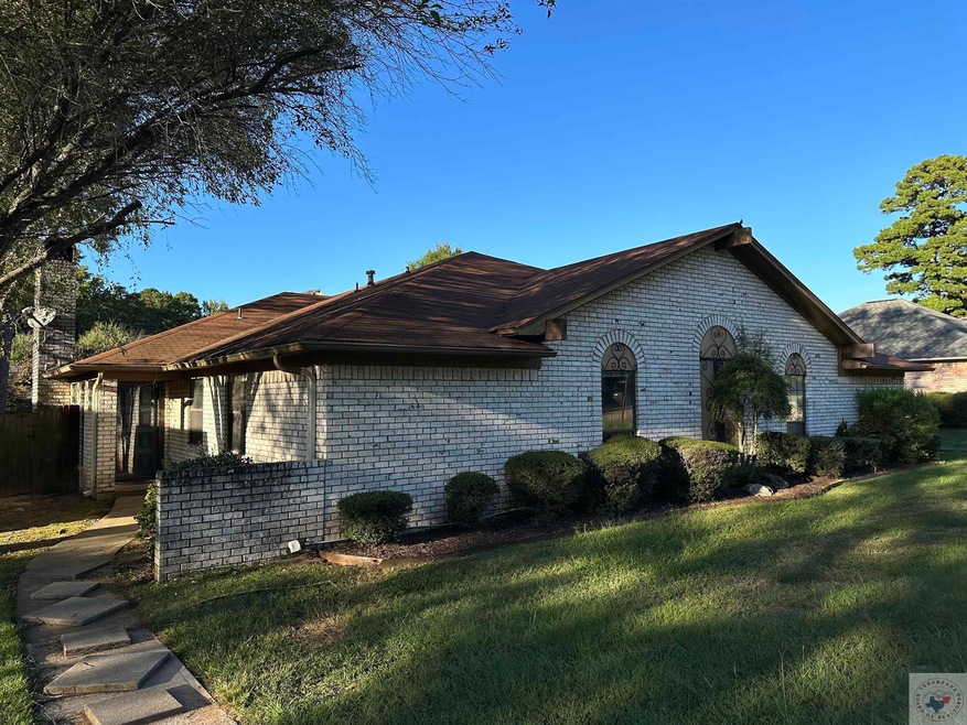 3606 Skyline Blvd, Texarkana, TX 75503 - photo 1