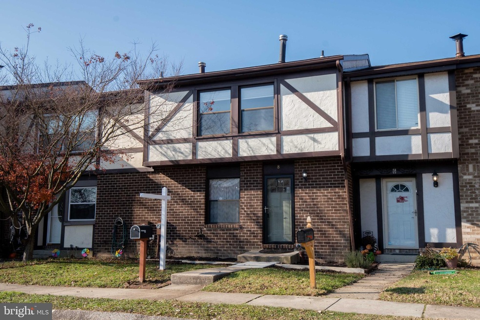 8 Bernadotte Ct, Parkville, MD 21234 - photo 1