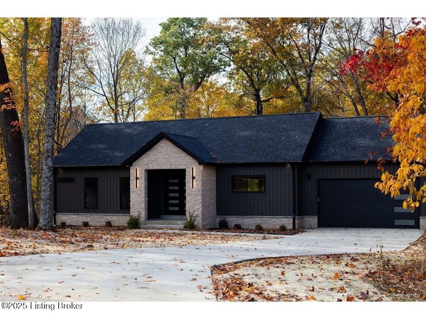 1304 Burns Rd, Radcliff, KY 40160 - photo 1