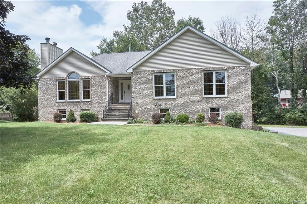 1 Park Circle Dr, Middletown, NY 10940 - photo 1