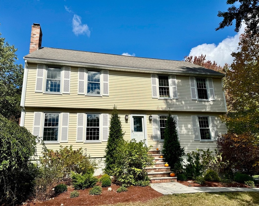 42 Crossbow Ln, North Andover, MA 01845 - photo 1