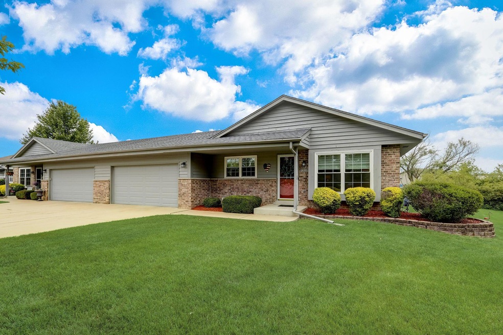 Welcome Home to S85W18560 Denice Ct N