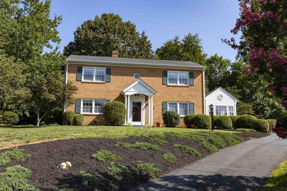 313 Brentwood Rd, Charlottesville, VA 22901 - photo 1