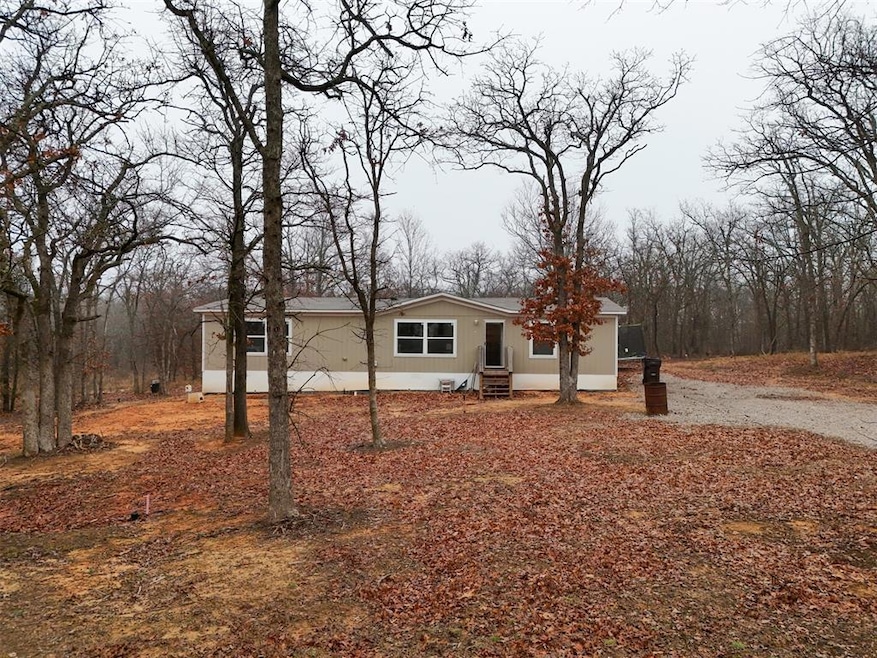 10697 Chandler Way, McLoud, OK 74851 - photo 1